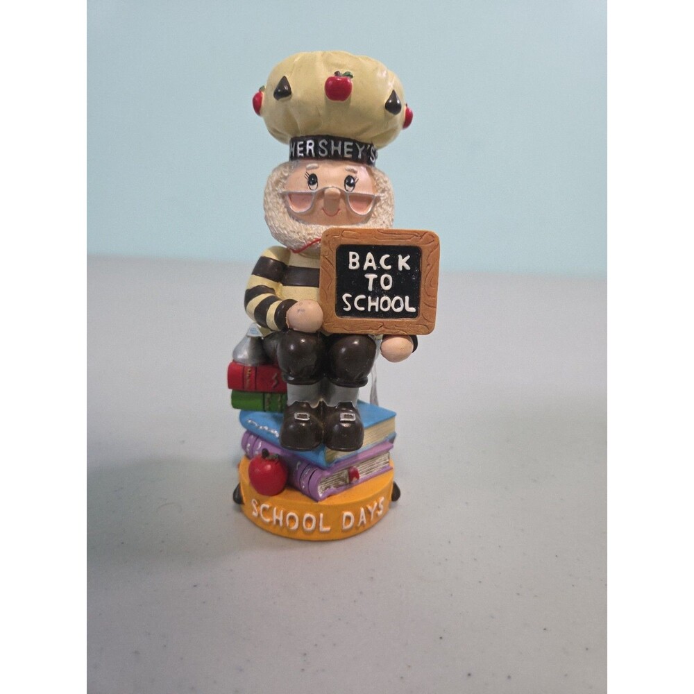 Hershey World Collectible Elf Kurt Adler Back to School Days 2002